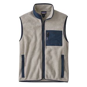 Patagonia Men’s Synchilla Fleece Vest in Oat